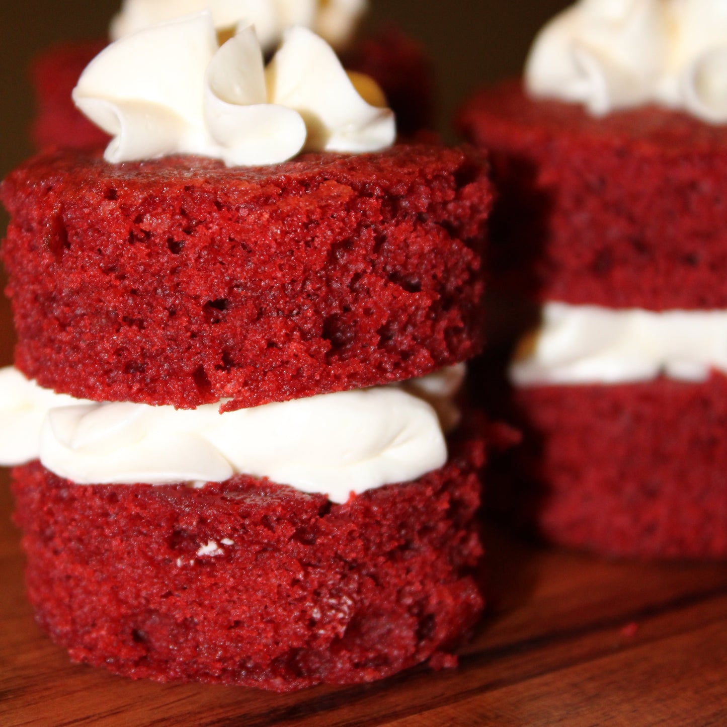 Mini Valentines Cakes